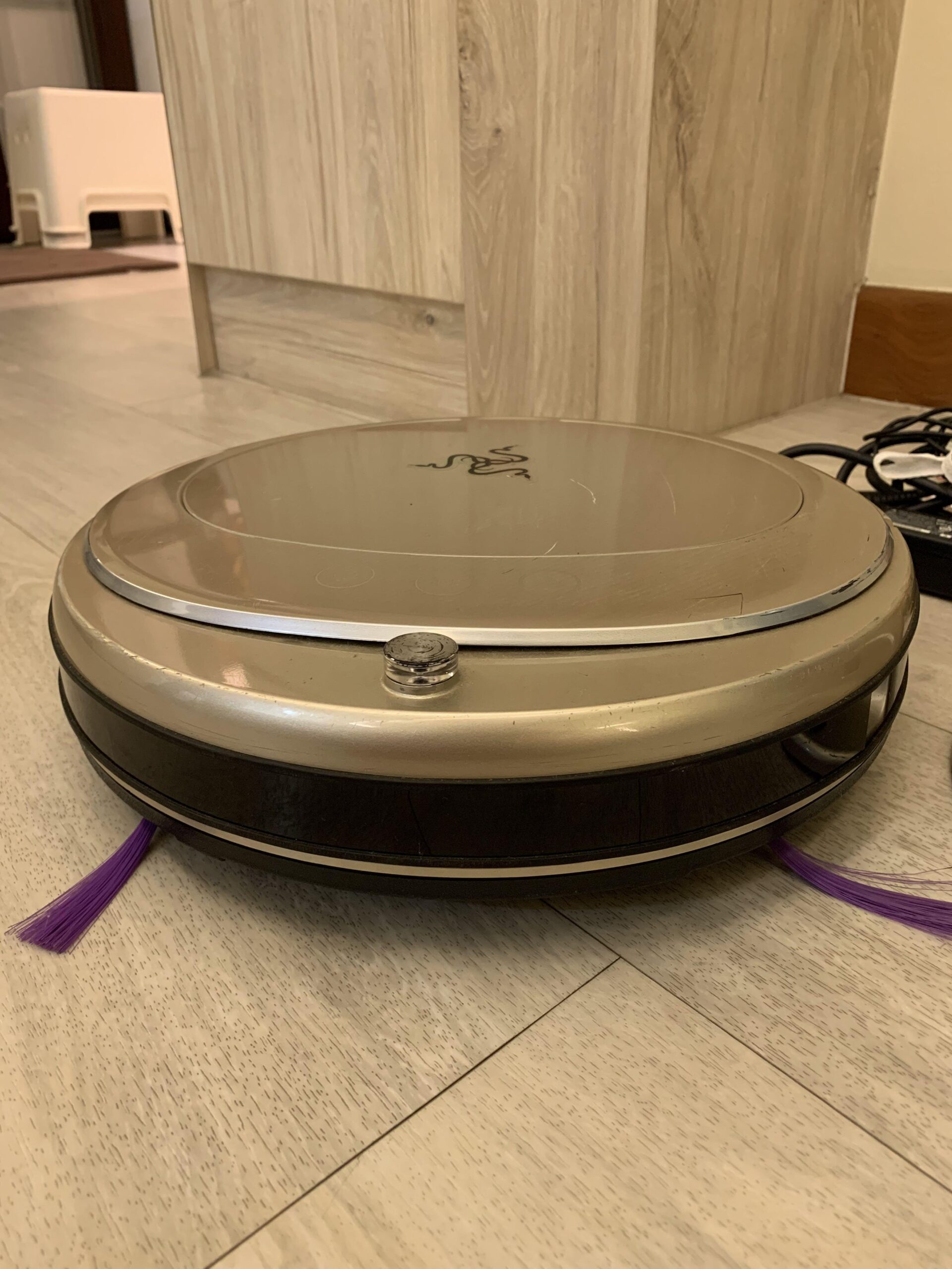 Haier Smart Cleaning Mopping Robot Vacuum Cleaner