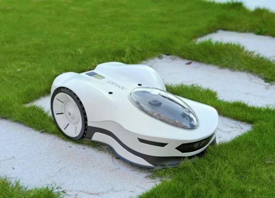 Novabot – Revolutionary Autonomous Lawn Care Robot
